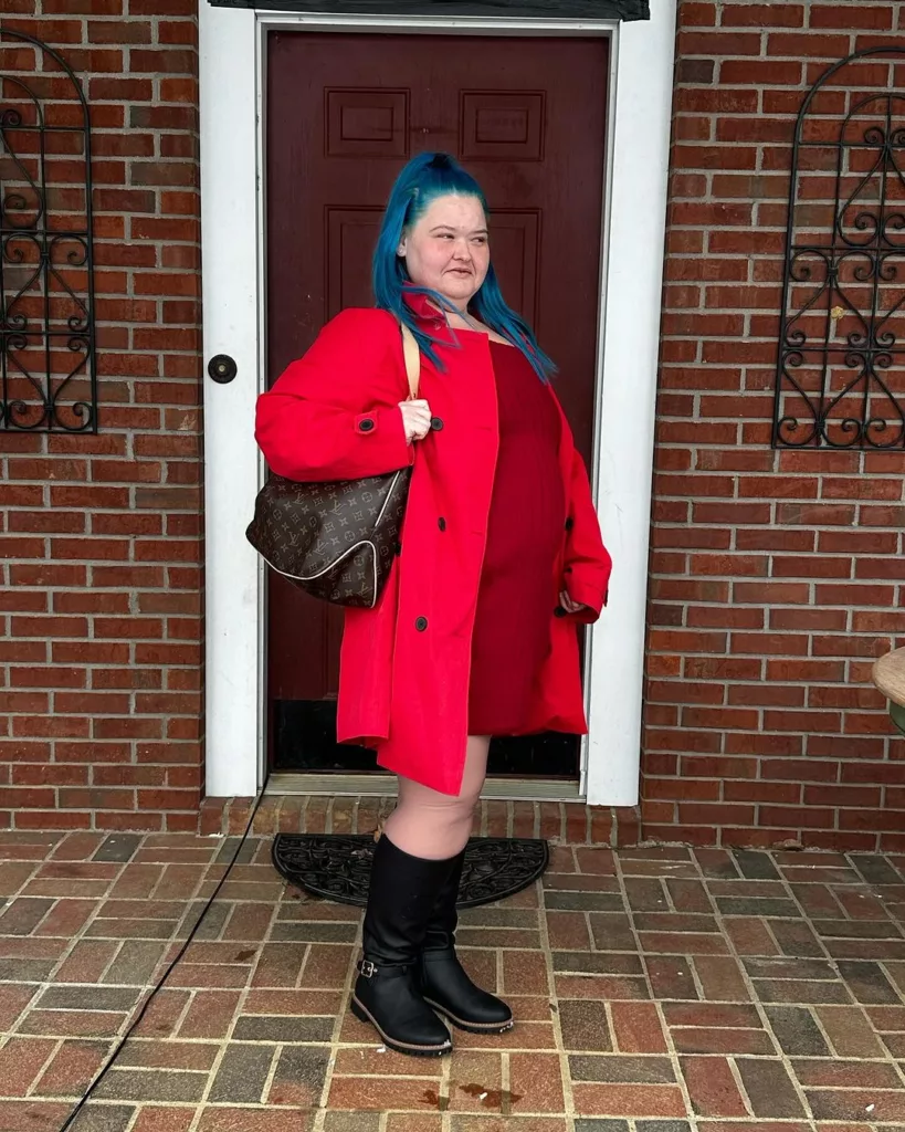 Amy Slaton of 1000-Lb. Sisters Flaunts Stunning Weight Loss with Fashionable Attire Amid Split from Michael Halterman